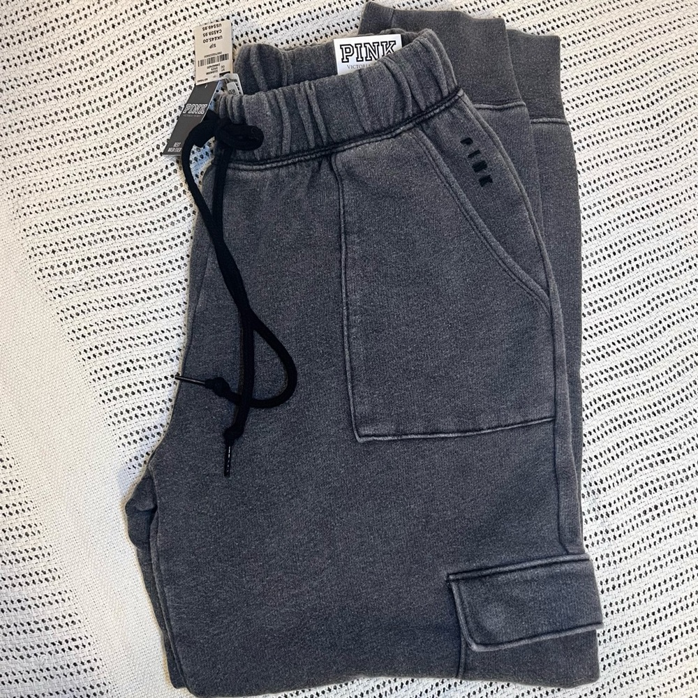 VS PINK Cargo Jogger - Picture 2 of 3